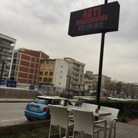 Photo taken at Artı Burgerhouse by Melooo on 2/7/2018