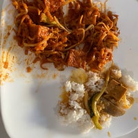 Foto scattata a Mango Thai Cuisine da Shivani A. il 6/18/2021