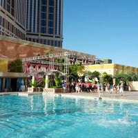 palazzo pool slides