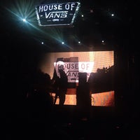 Photo taken at House of Vans MX by Apolonia P. on 9/18/2015