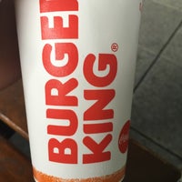 รูปภาพถ่ายที่ Burger King โดย Alper เมื่อ 7/30/2016