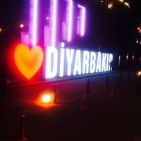 Foto scattata a Forum Diyarbakır da . .. il 11/9/2015