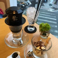 Photo taken at Trung Nguyên Coffee by Gordon Y. on 12/13/2018