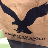 Photo taken at American Eagle Outfitters by Mohamed A. on 10/13/2015