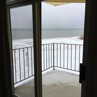Photo taken at Pointes North Beachfront Resort Hotel Traverse City by Ray B. on 1/6/2017
