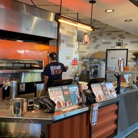 4/24/2019 tarihinde Atlanta L.ziyaretçi tarafından Blaze Pizza'de çekilen fotoğraf