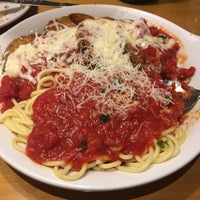 Photo taken at Olive Garden by Dimple on 7/10/2017