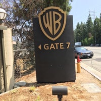 Photo taken at Warner Bros. Studios - Gate 7 by emiria on 8/27/2018