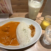 Photo taken at Club of Tokyo Famous Curry Diners by emiria on 4/29/2023
