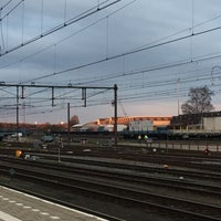 Photo taken at Spoor 6 by QUENTIN V. on 11/23/2017