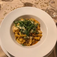 2/13/2017 tarihinde Michaela K.ziyaretçi tarafından Restaurant Mirellie'de çekilen fotoğraf