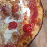 9/11/2014 tarihinde Rachel K.ziyaretçi tarafından Open Oven Pizzeria'de çekilen fotoğraf