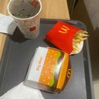 Photo taken at McDonald&amp;#39;s by Nishi Y. on 3/8/2022