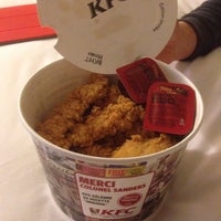 2/20/2016에 Lisa L.님이 KFC에서 찍은 사진