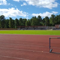 Photo taken at Eläintarhan urheilukenttä by Jukka H. on 7/14/2017