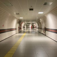Photo taken at Altunizade Metrobüs Durağı by Pelin A. on 3/2/2021