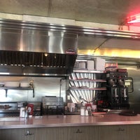 Photo taken at Georgie&amp;#39;s Diner by Maza M. on 8/2/2019
