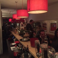 Das Foto wurde bei Brasserie Rose von Xavier R. am 4/15/2017 aufgenommen