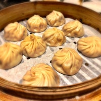 Photo taken at Din Tai Fung by Peter D. on 11/28/2019