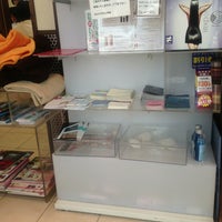 Quatro 川崎店 Salon Barbershop In 川崎市 Quatro 川崎店 Salon Barbershop In 川崎市