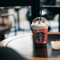 Photo taken at Starbucks by tetsu on 10/19/2019