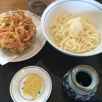 Photo taken at うどんウエスト 飯塚店 by 天子 た. on 6/15/2016