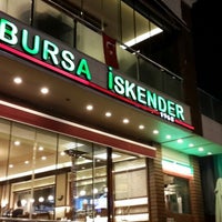 Photo taken at Bursa İskender by Tahsin T. on 10/28/2013