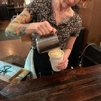 Foto tirada no(a) Mojo Coffee House por FATIMA em 5/27/2019