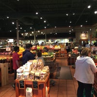 Foto tirada no(a) The Fresh Market por linley a. em 2/1/2015