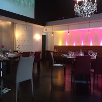 รูปภาพถ่ายที่ Quattro Restaurante &amp; Lounge Bar โดย ᴡ c. เมื่อ 9/18/2014