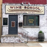 Снимок сделан в Wine School of Philadelphia пользователем Francis D. 6/6/2019