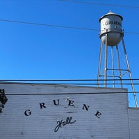 Снимок сделан в Gruene Historic District пользователем Noah W. 2/2/2021
