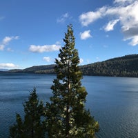 Снимок сделан в Stanford Sierra Conference Center пользователем Noah W. 11/5/2017