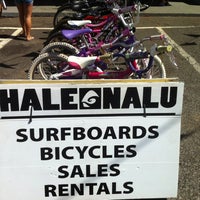 11/10/2012にNeenz F.がHale Nalu Surf &amp;amp; Bikeで撮った写真