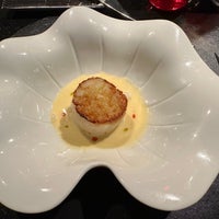 Photo taken at L&amp;#39;Atelier de Joël Robuchon by Aileen V. on 9/17/2023