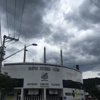 Photo taken at Estádio Urbano Caldeira (Vila Belmiro) by Marcelo R. on 11/24/2018