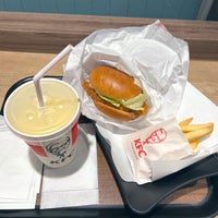 Photo taken at KFC by のすけ。 on 4/24/2023