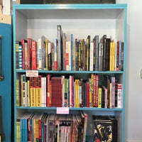5/14/2017 tarihinde Shannon S.ziyaretçi tarafından Avid Bookshop'de çekilen fotoğraf