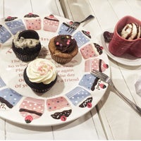 Photo taken at Phoebe&amp;#39;s Cupcakery by ARIS B. on 12/10/2014