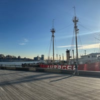 Photo taken at Pier 17 by Tolga T. on 12/22/2023