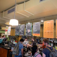 Photo taken at Colectivo Coffee Roasters by Tolga T. on 9/21/2019