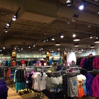 Columbia Sportswear Company Factory Outlet Clothing Store in Pleasant Prairie