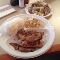 รูปภาพถ่ายที่ Taste of Aloha โดย Bart L. เมื่อ 3/3/2014