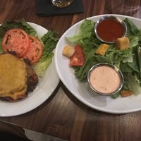 11/23/2017 tarihinde Jason S.ziyaretçi tarafından Silos Restaurant &amp;amp; Bar'de çekilen fotoğraf