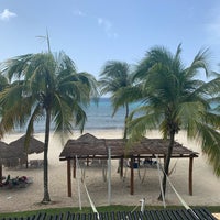 Photo taken at Melia Cozumel All Inclusive Golf &amp;amp; Beach Resort by Jano J. on 8/18/2019