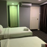 Foto diambil di Sani Hotel oleh Mataharilt ☀. pada 10/31/2019