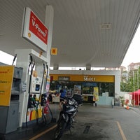 Photo taken at Shell by Puchong on 6/1/2023