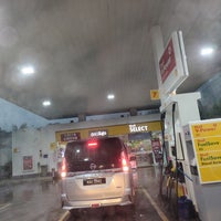Photo taken at Shell by Puchong on 12/16/2023