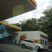 Foto diambil di Shell oleh Puchong pada 12/2/2022