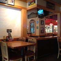 Photo taken at Applebee&amp;#39;s Grill + Bar by Lukpad .. on 5/23/2012